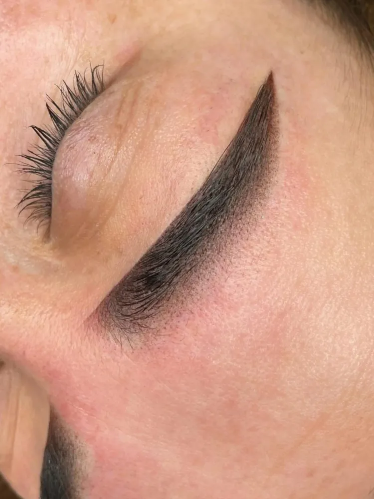 Powder brows by Kate Kanner straight after the session, before healing